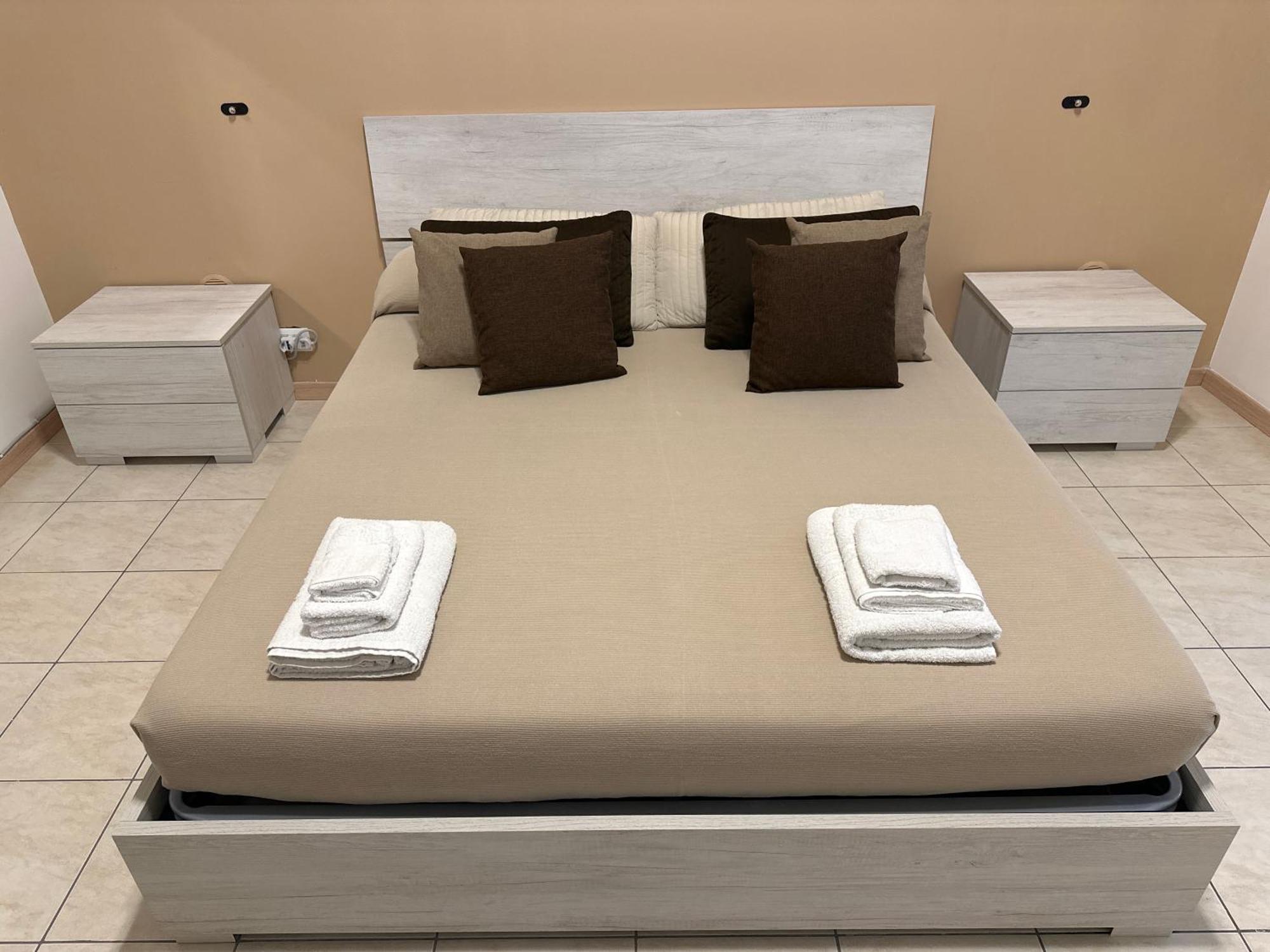 Bonahouse Apartment Catania Bagian luar foto