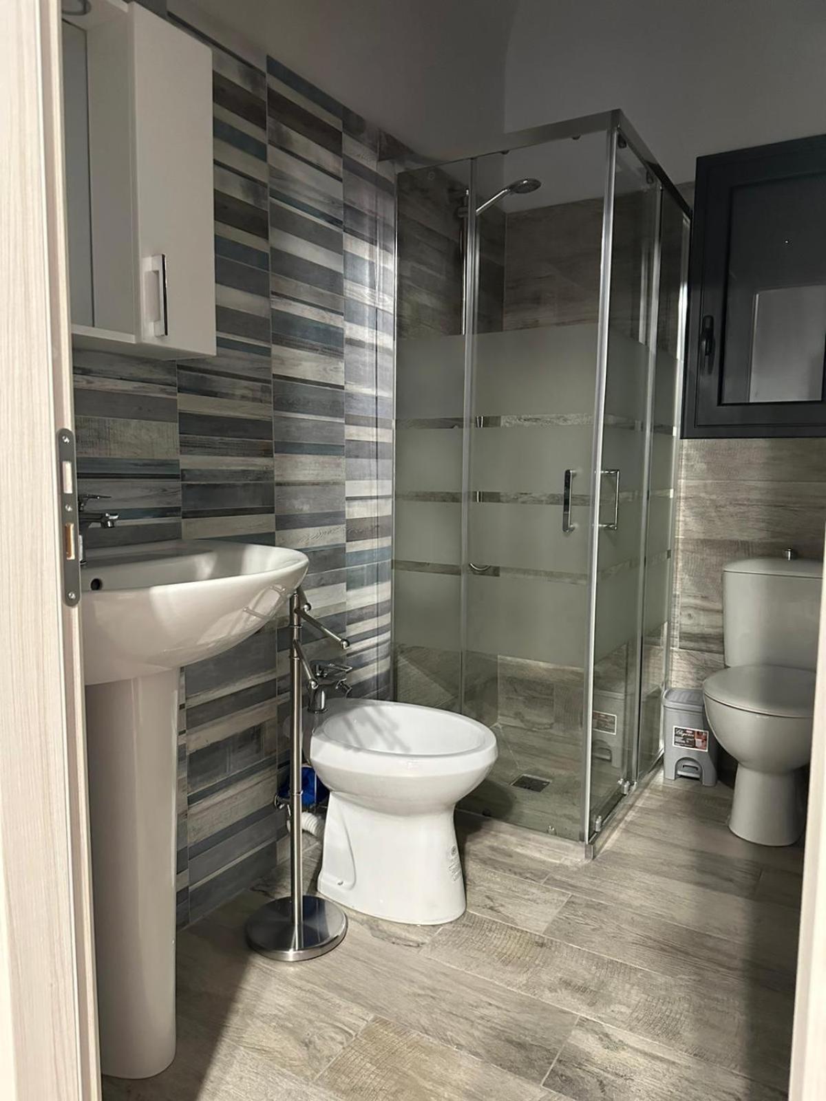 Bonahouse Apartment Catania Bagian luar foto